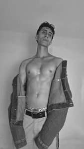 sammy_and_ithan Sexy in black and white Pic 2