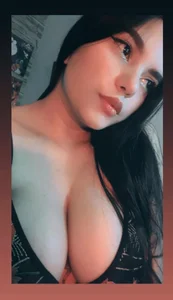 Arianaa_Gray YOUR GIRLS💗  2টি ছ বি