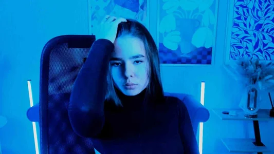 SayaHeartnet are you feeling blue? - {count, plural, one {תמונה אחת} two {שתי תמונות} many {# תמונות} other {# תמונות}}