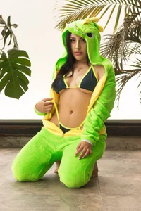 ashlynnlowe_ 💚🌿 Poză 6