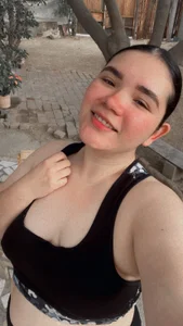 Kiki1798 Public Pic 3