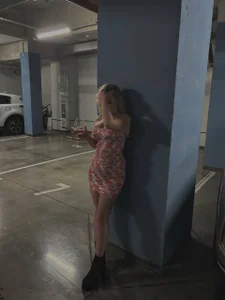 DashaNasha Public টি ছবি