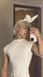 sweettfoxx White hair Ảnh