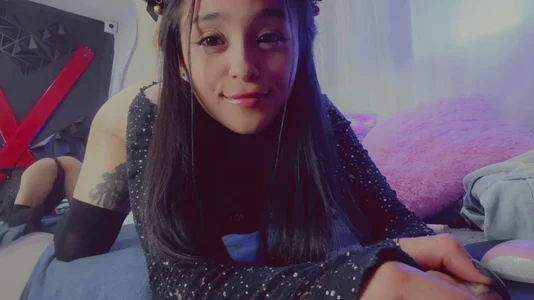 tokito_mitsuri Your words shake me, they make me fall in love 🌺  3টি ছবি