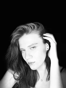 EmiliBreezePublic图片 2