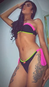 stefani_robles Public 사진 9