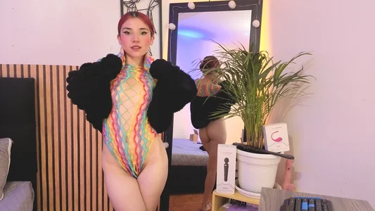 LILA_ELLIOT Sexy redhairy girl Pic 2