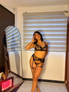 Nicolegh_ 😏 Pic 8