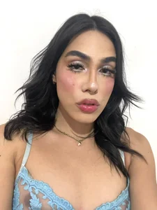 sexy girl😍 de GeorginaSparkz  4 Imagens