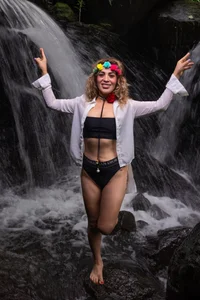 erotik_lady a day at the waterfall Immagine  6