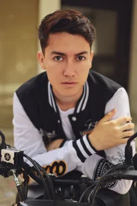 Matt_Angelo I FEEL SEXY Pic 2