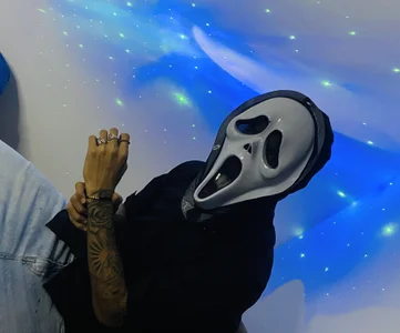 Kriss_Edwards kullanıcısının Kriss Scream albümü -  fotoğraf