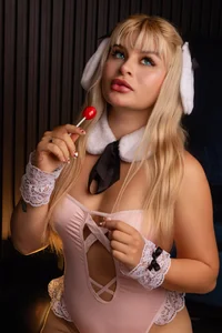 LolaAngellx Sweet but Sinful Foto 6