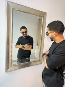 Charlie_Wolf ARE YOU FOLLOWING ME ALREADY? 😈 Bilde 2