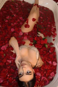 Red 🌹 de MandyCollins  3 Imagens