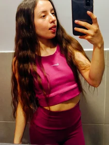 VioletaNova GYM #cute #skinny #latina #natural Gambar 5