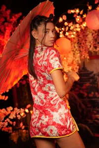 Asia Small 🏮⛩️ od valeska_wins  5 snímek