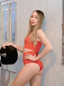 AlisiaCat my sport body) Pic 5