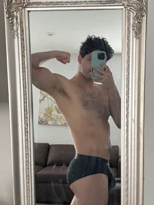 Caleb-Sweats Public slika 5