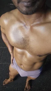 Rabi_BULKBEAST Oil massage Pic 2