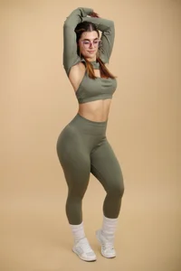 caroline_jonson ♥️ รูป  6