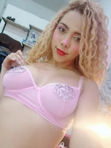 MiaVelveett Look at me, touch me, wish me🌶️ Pic 4