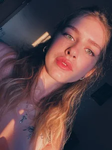 Public od Scarlett_Florence  snímek