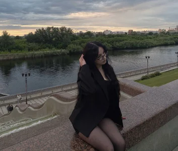 AngilaDoyal Public Pic 3