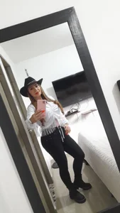 Ariana_Diosa Riding 사진