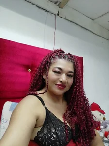 LuisaSLove Public Pic 4