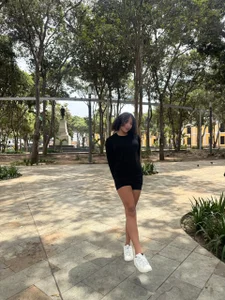 Rachell_Grey_ Out and about in Bucaramanga—see you soon.🥰😍😋😉 Pic 5