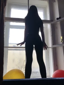 RussNocturnal Look at my best future #legs #leggins Pic 3