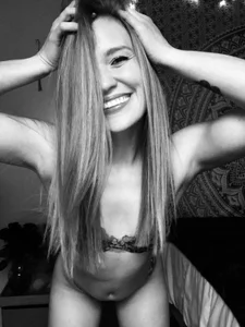 Zdjęcia RoryRawrrr Public:  3