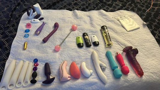 Mymy_Stevo_420 Sex toy we have Pic