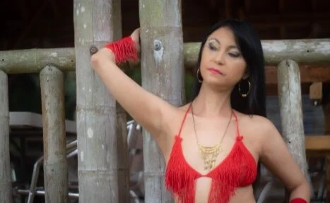 danielahot66 for a walk on the farm Pic 9