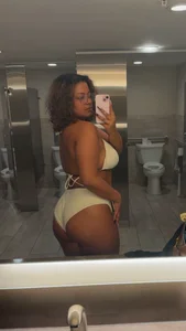 Public de madzbailey Foto 2