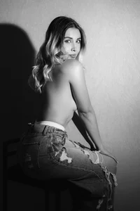 charlotte__grey Black and White 🤍🖤 Fotka