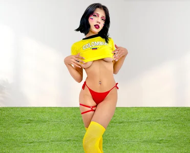 Dark_Monserrat18 GO GO GO, COLOMBIA! 💛💙❤️ slika 9