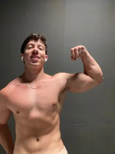 Me od sean_brownx  6 snímek