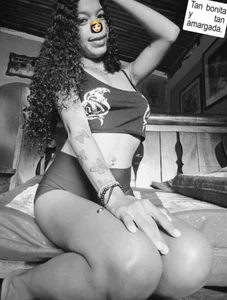 Abby-23 Public Gambar 2