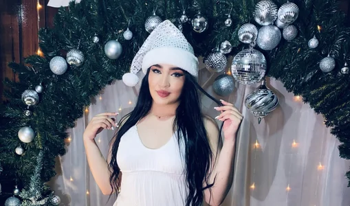 stefany_duque1_ merry christmas🎄💚 Pic 4