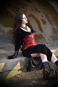 ElizabethVamp my new Pic 7