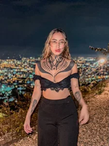 NicoleBlum At night✨ Immagine 