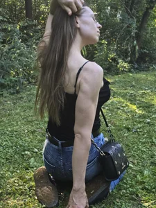 Larawinters Another feel free😇 Pic 2