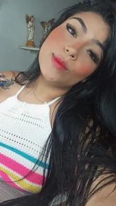 kiana_cream sexy and crazy lol Pic 5