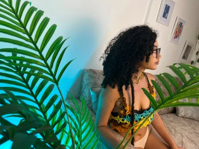 CurlyMeryJane Public Hình 5