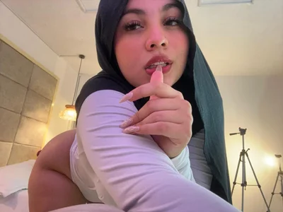 The white color looks good 😉💋 od _anjum_  2 snímek