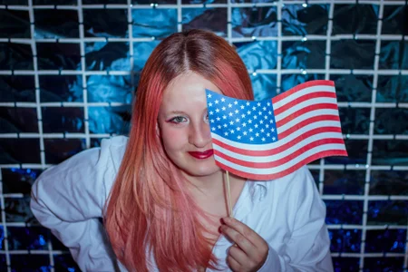 ViioletaMora Public Immagine  4