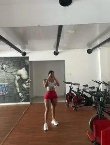 Gym de mis-violetha  5 Imagens