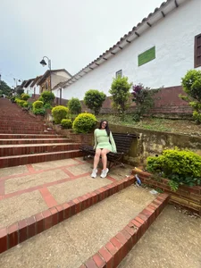ZoeBlue6 A trip 🌸 Pic 2